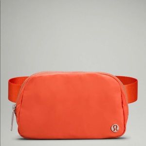 Lululemon *ORIGINAL belt bag